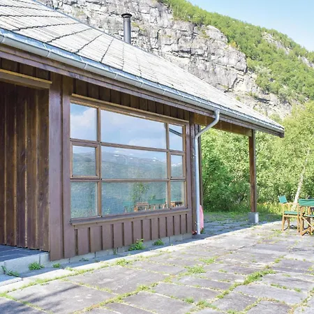 Awesome In With House A Mountain View Holiday home
