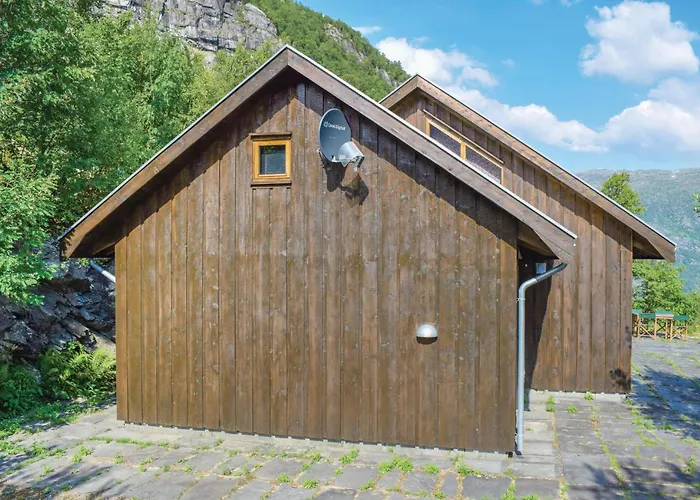 Сasa de vacaciones Four-bedroom In